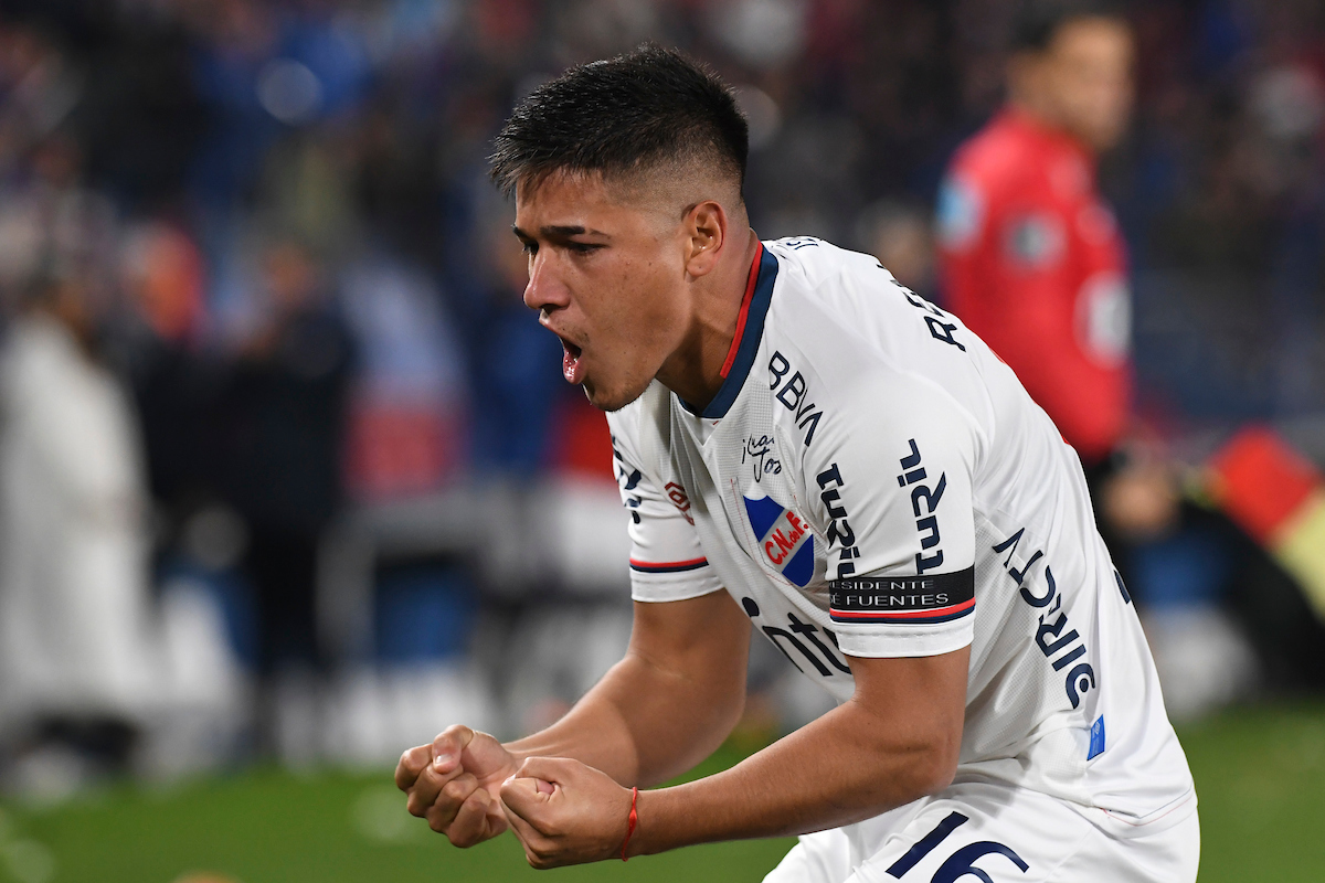 Nacional Gole A Plaza Colonia Pensando En Boca Juniors